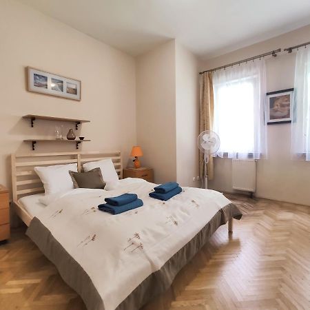 Plac Nowy 8A By Homeprime كراكوفيا المظهر الخارجي الصورة